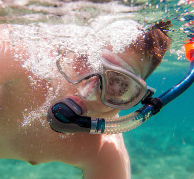 Snorkeler。