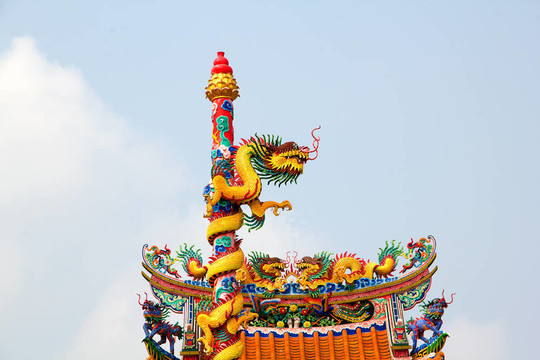 龍的雕像