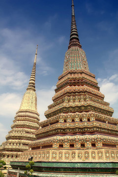 臥佛寺寺在曼谷