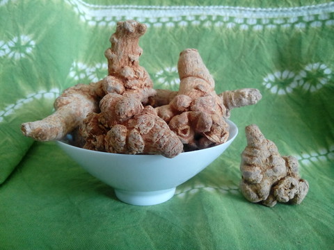云南特產(chǎn)藥材原料三七與三七頭數(shù)