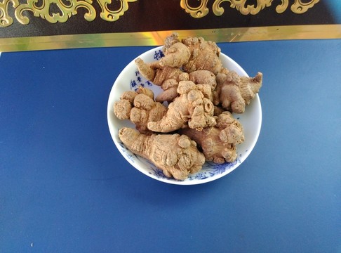 云南特產(chǎn)藥材三七