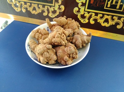 云南特產(chǎn)藥材三七