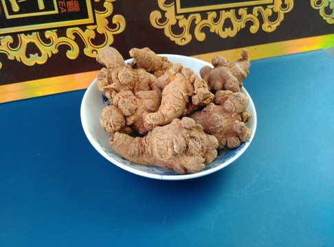 云南特產(chǎn)藥材三七