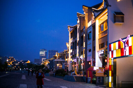 古鎮(zhèn)夜景