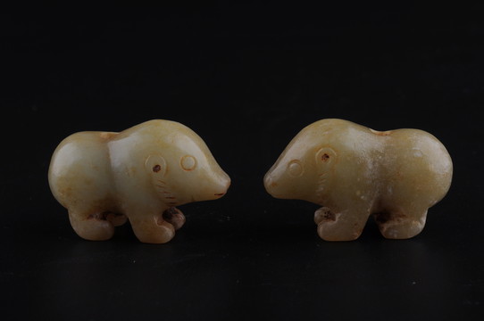 漢代白玉 漢代白玉熊