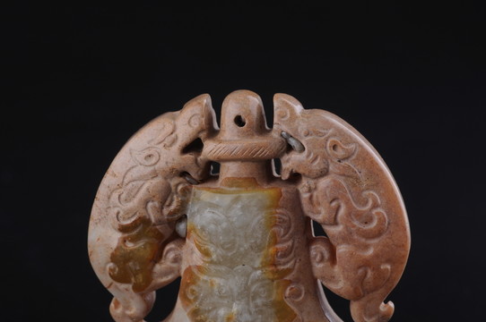 戰(zhàn)國(guó)玉佩 戰(zhàn)國(guó)雙螭虎神人玉佩