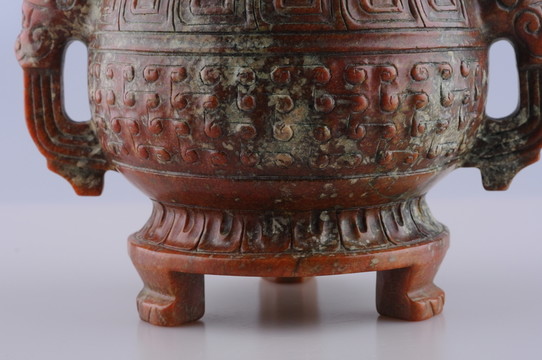 戰(zhàn)國(guó)玉器 東周獸頭雙耳三足勾連