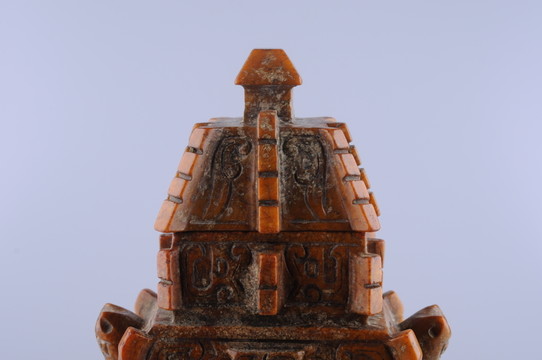 戰(zhàn)國玉器 戰(zhàn)國獸鳳紋玉壘