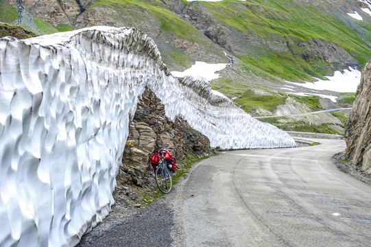 Col de l iseran