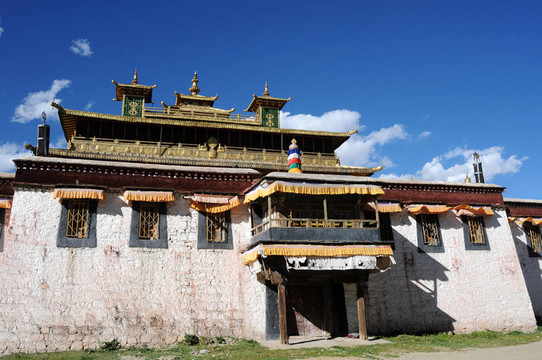 在西藏歷史悠久的寺廟