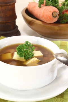 綠色牛肉清湯