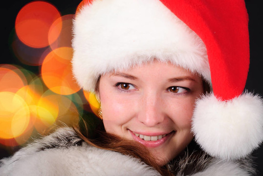 Santa的女孩的臉