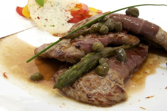 肉配蘆筍