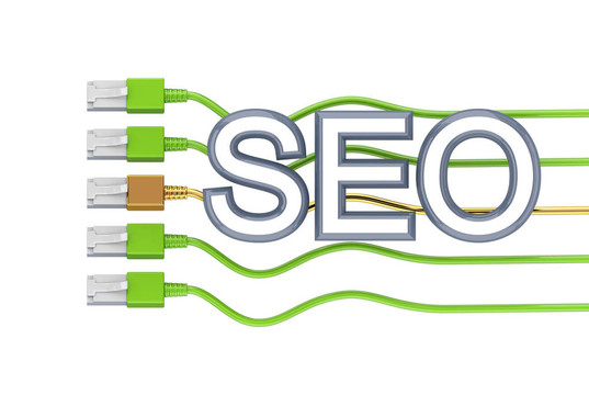 大的詞SEO；通常一芯和金。