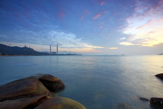 香港沿海岸的日落