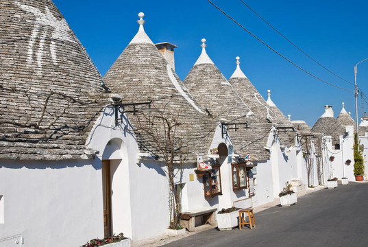 Alberobello s Trulli。普利亞。意大利.