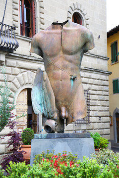 Torso Alato Greve在基安蒂
