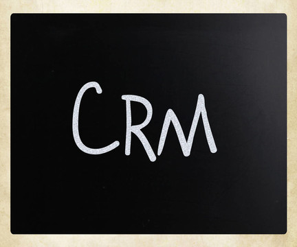 用粉筆在黑板上手寫(xiě)的CRM