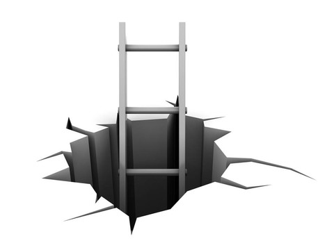 階梯孔