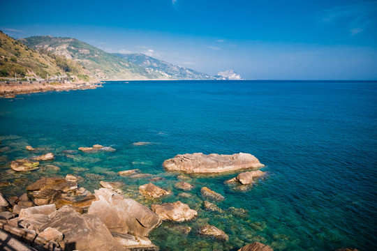在卡波頂大里海灘；西西里島