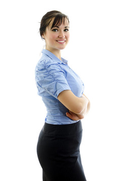 穿藍色上衣的婦女，胳膊交叉；白色