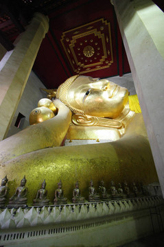 如來(lái)佛祖的雕像