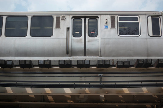 城市地鐵列車系統(tǒng)
