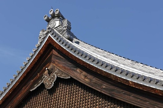 日本寺廟的屋頂