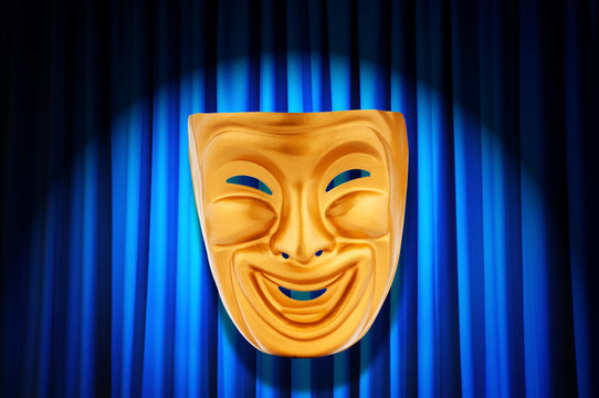 帶面具的戲劇表演概念