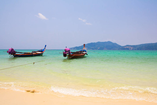 長(zhǎng)尾船；巴東海灘；南thailand2