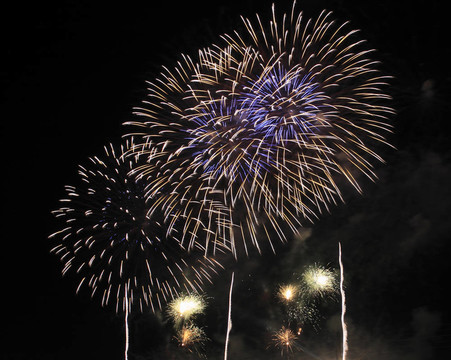 夜空中的煙花