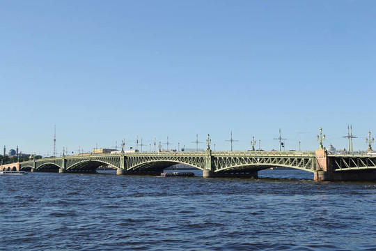 圣彼得堡三一橋