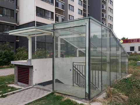 玻璃雨棚