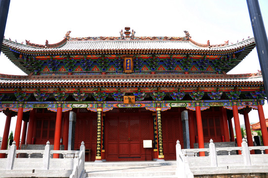 大殿