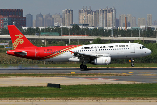 深圳航空 飛機 降落