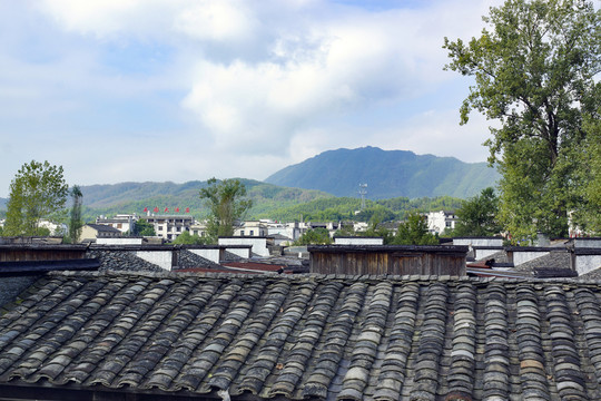 灰瓦屋頂