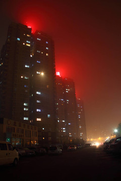 北京天通苑霧夜