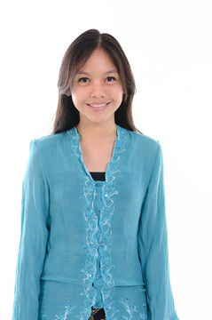 在傳統(tǒng)的馬來女孩kebaya