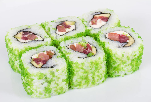 魚子辣真希壽司，熱輥與各種不同類型的Tobiko（飛魚卵）外。金槍魚；鱷梨和生菜