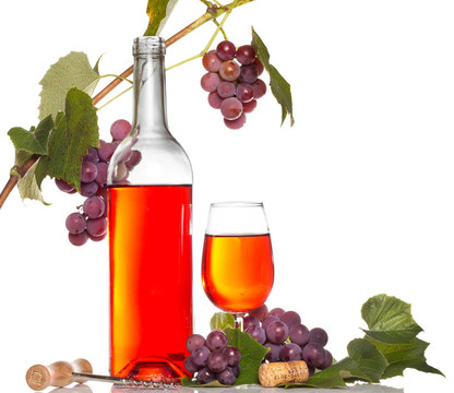 紅葡萄枝與白葡萄酒分離