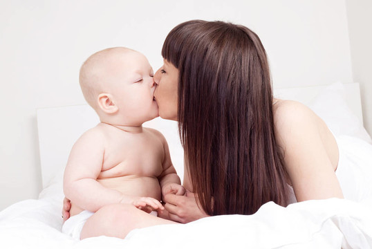 母親和嬰兒