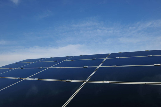 太陽能電池板可再生能源領(lǐng)域