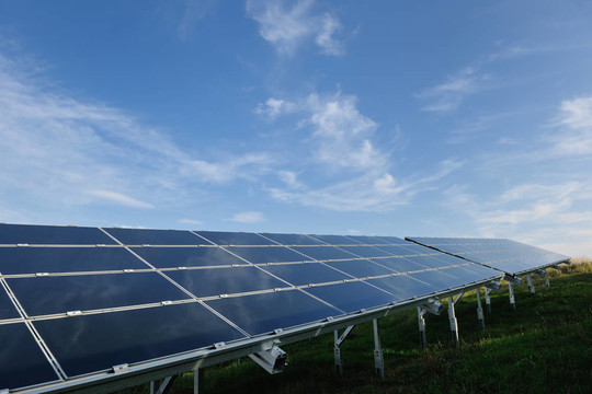 太陽能電池板可再生能源領(lǐng)域