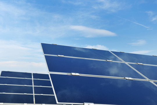 太陽能電池板可再生能源領(lǐng)域