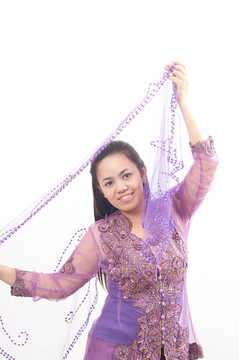 亞洲的泰國女紫色穆斯林服飾- banduang