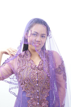 亞洲的泰國(guó)女紫色穆斯林服飾- banduang