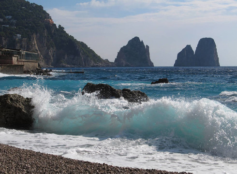 faraglioni巖層在卡普里島