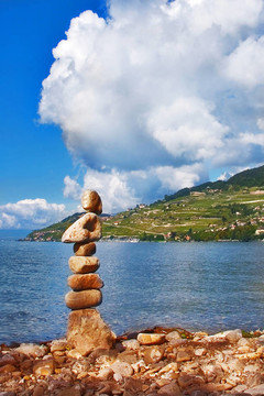 海灣上空的云