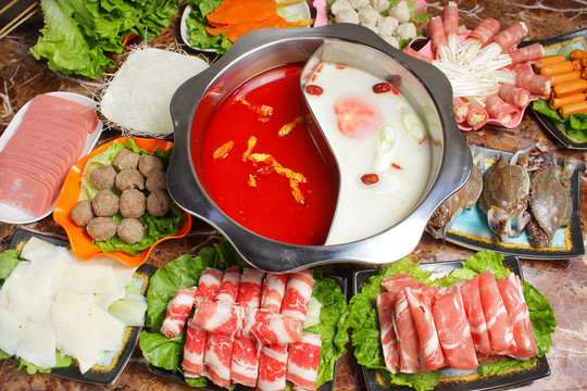 鴛鴦火鍋套餐 鴛鴦鍋大合照