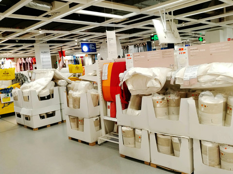床上用品展柜案例